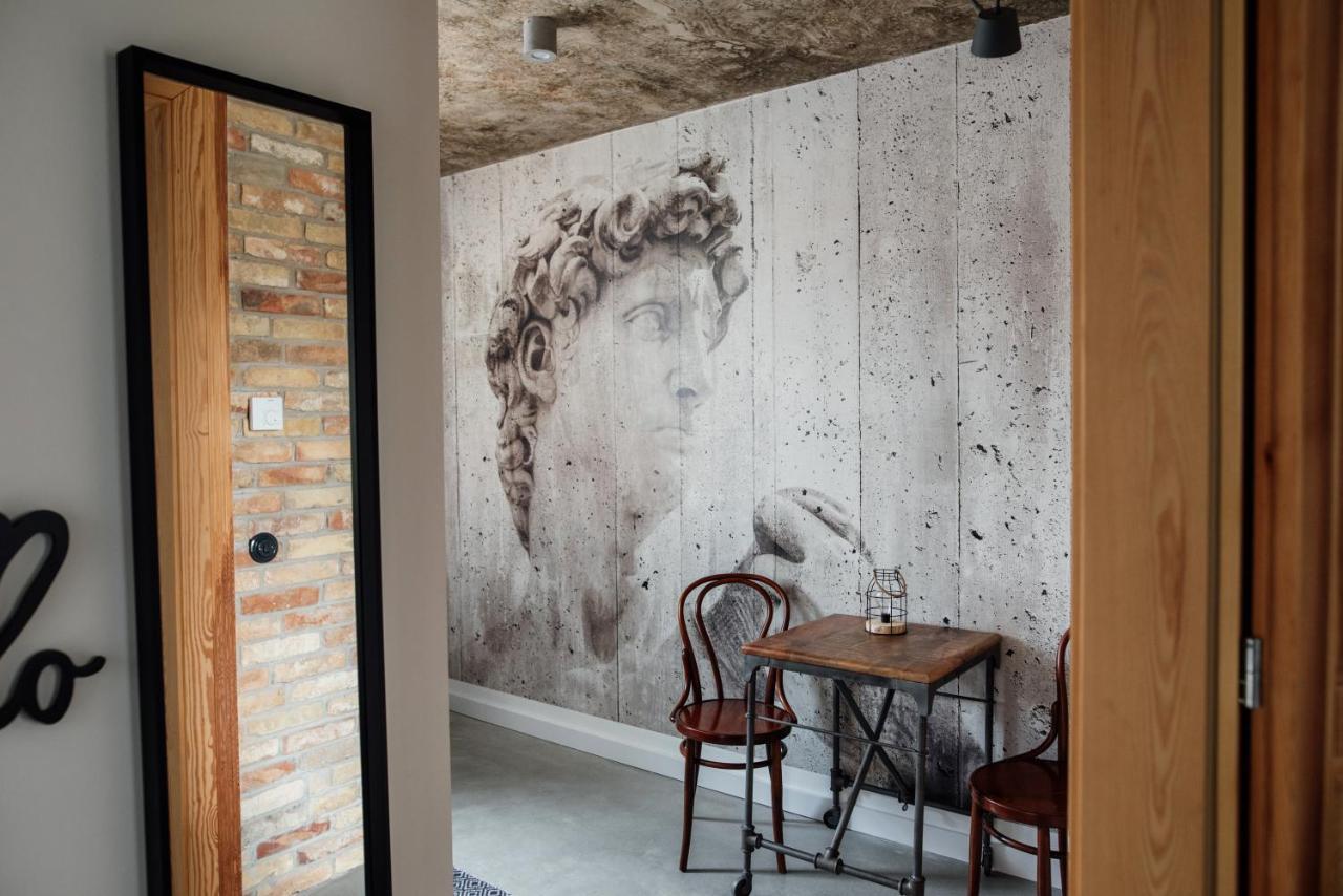 Loftlakasom**** Aparthotel เวสเปรม ภายนอก รูปภาพ