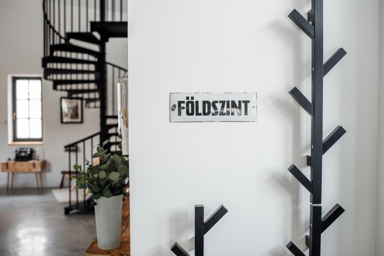 Loftlakasom**** Aparthotel เวสเปรม ภายนอก รูปภาพ